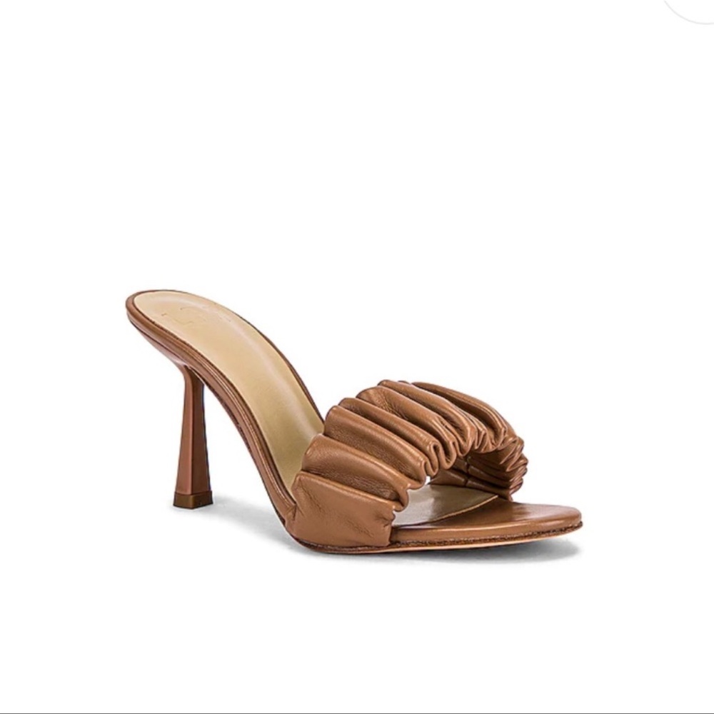 LPA Augstine Heel in Tan